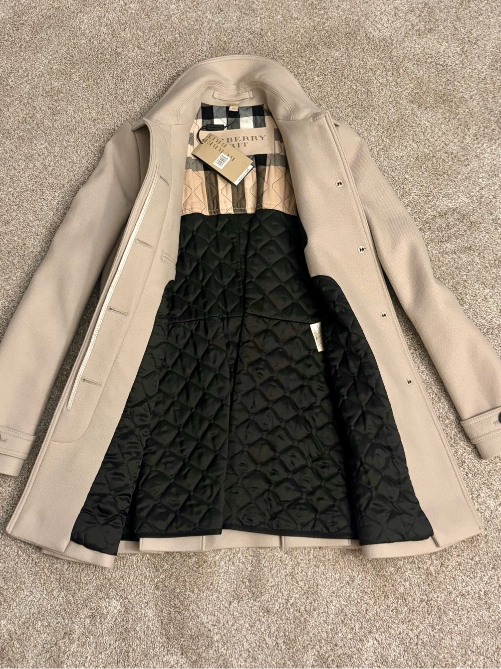 Burberry NWT Wool Blend Short Coat Detachable Quilted Liner Bag
Cream UK 4 US 2 - Picture 5 of 10